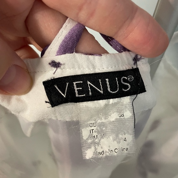 Venus Floral Purple and White Women's Dress size 4 - Picture 6 of 10